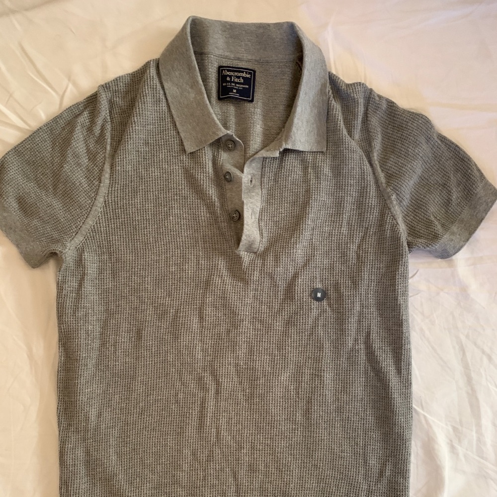 NWOT A&F MENS Polo shirt SIZE M